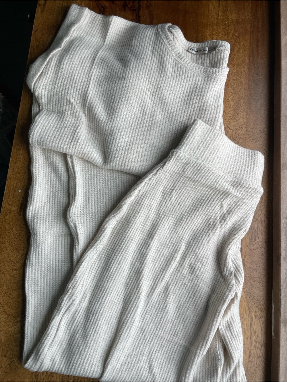NWOT Zenana Waffle Knit Rayon 2 Piece Set in Cream Size Small - Picture 3 of 5